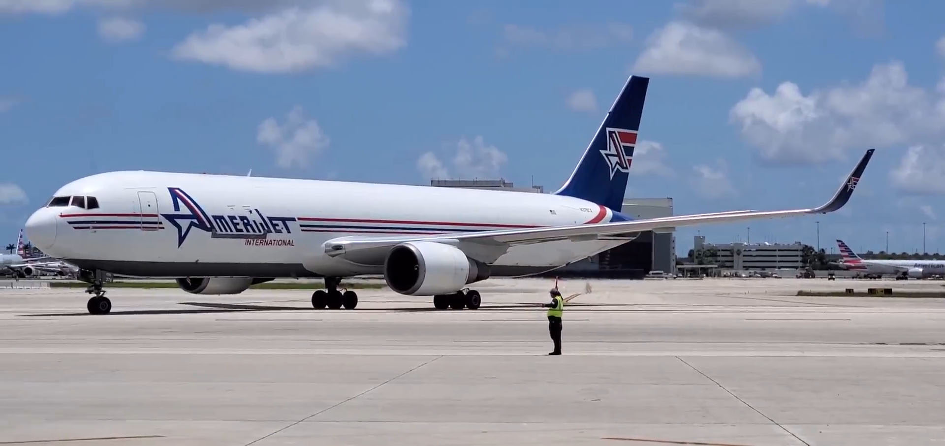 Amerijet B767-300 Miami Airport